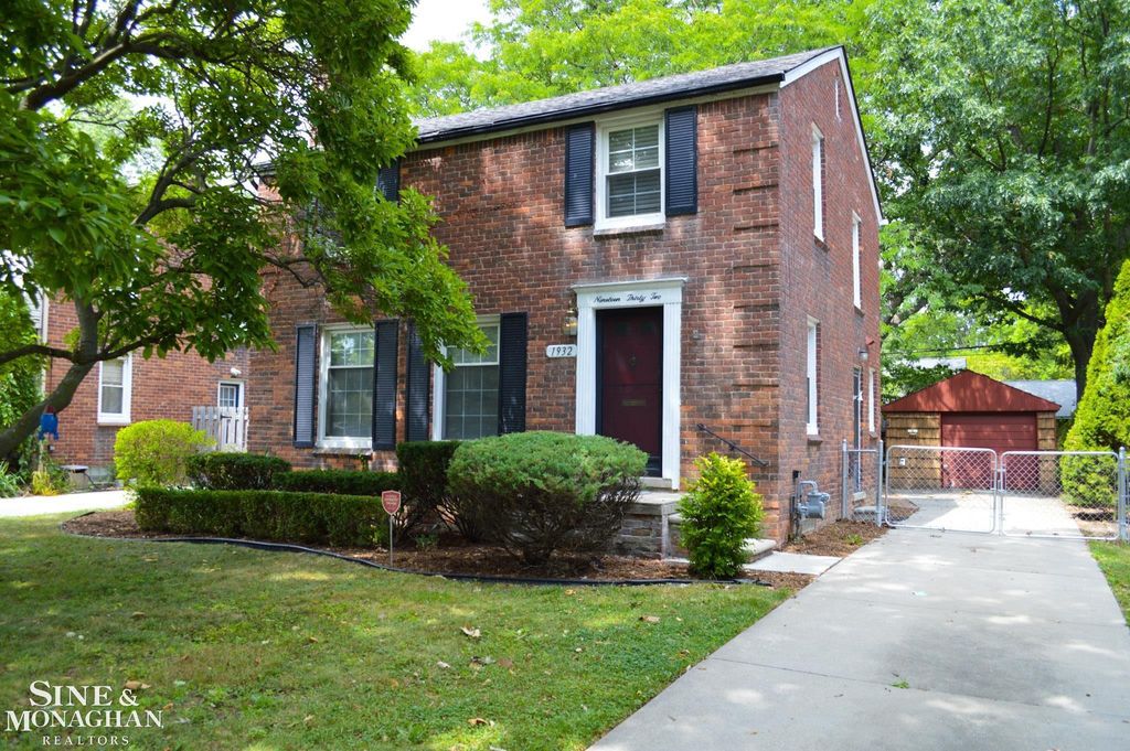 1932 Allard Ave, Grosse Pointe Woods city