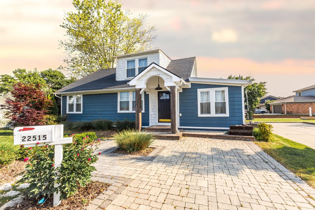 22515 E 10 Mile Road, St. Clair Shores city