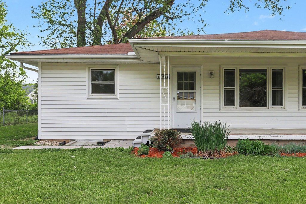 13535 W Tremblay Drive, Schoolcraft township