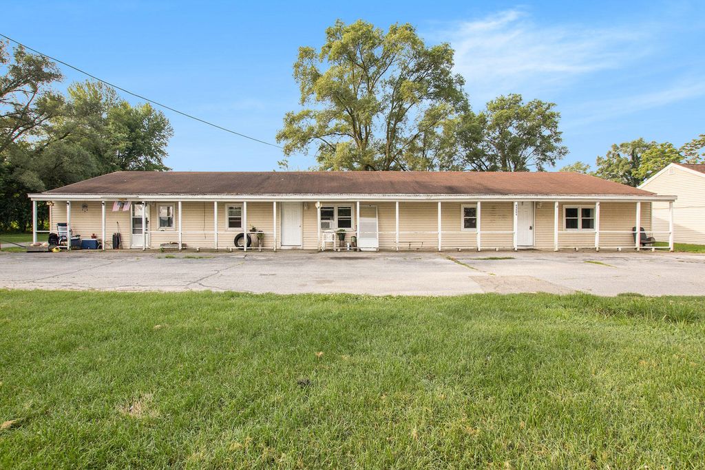 62695 Red Arrow Highway Unit: 3, Hartford township