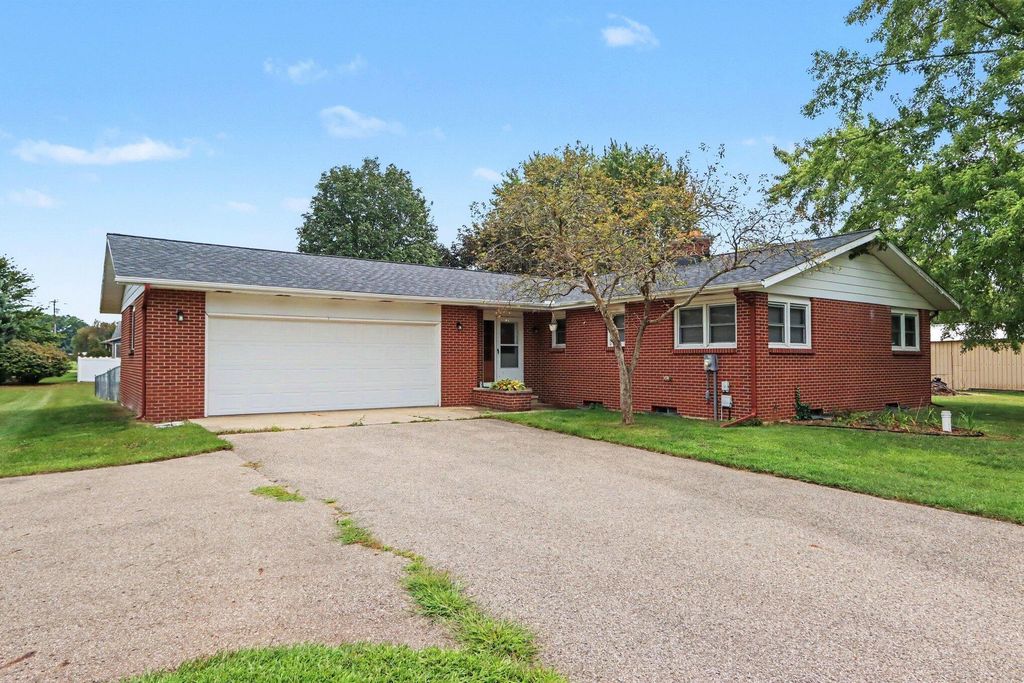 411 Walden Drive, Otsego township