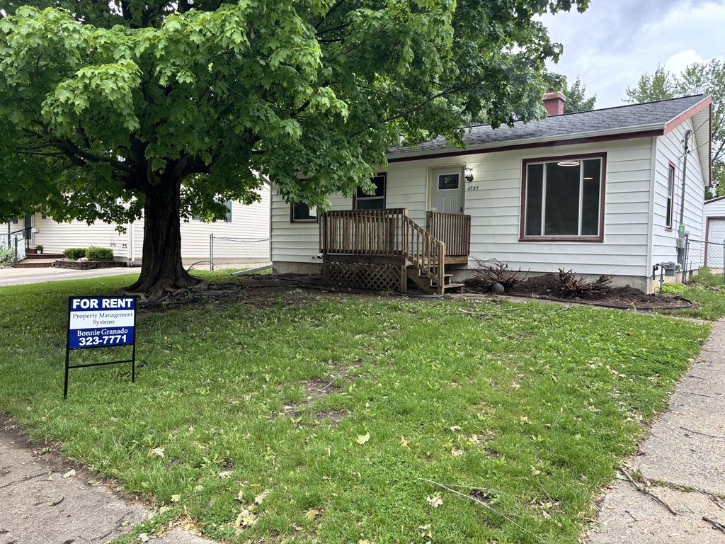 4727 Lexington Avenue, Portage