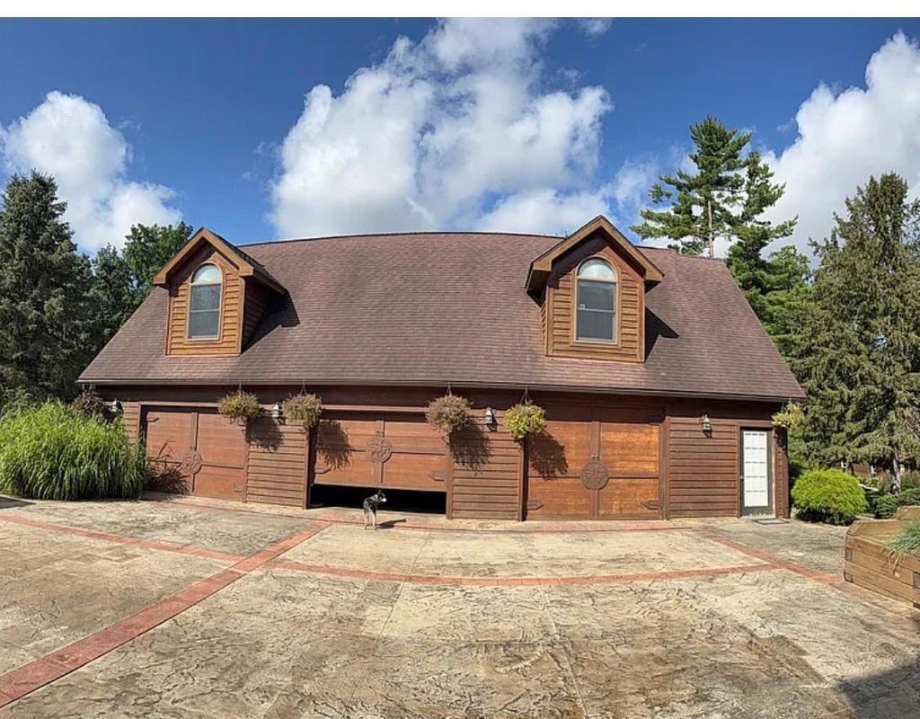 55742 Resort Road, Three Rivers