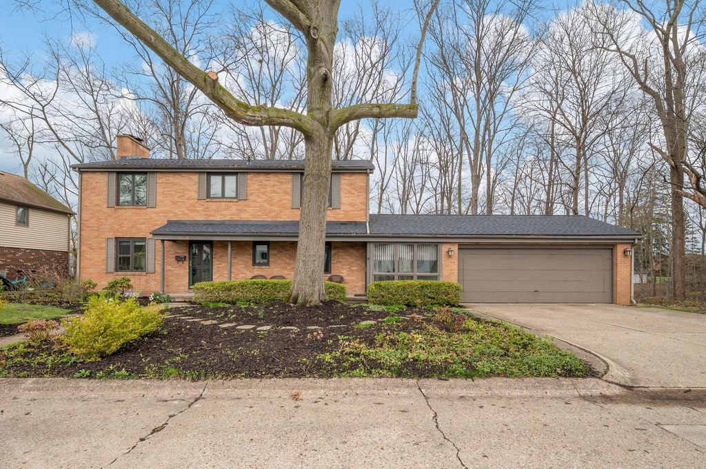 703 Comings Avenue, St. Joseph city
