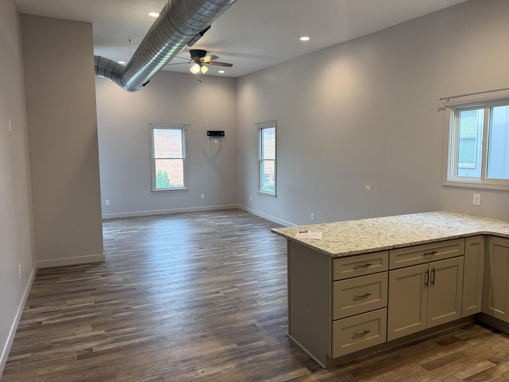 105 Beeson Street Unit: A, Dowagiac city