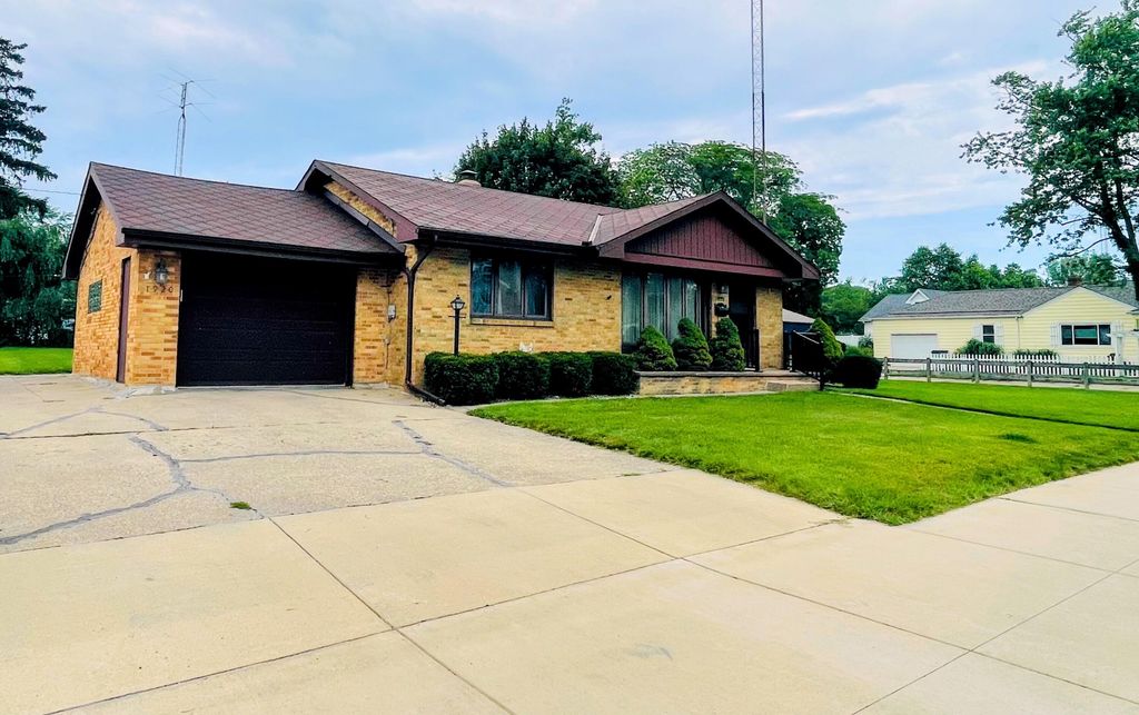 1920 Langley Avenue, St. Joseph city