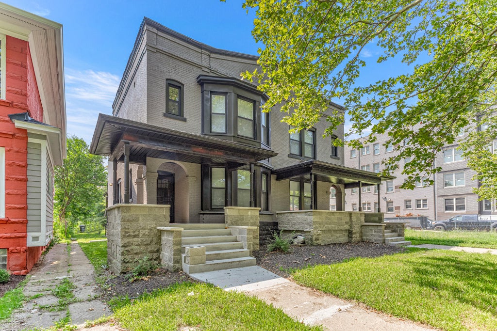 58 E E Philadelphia Street, Detroit city