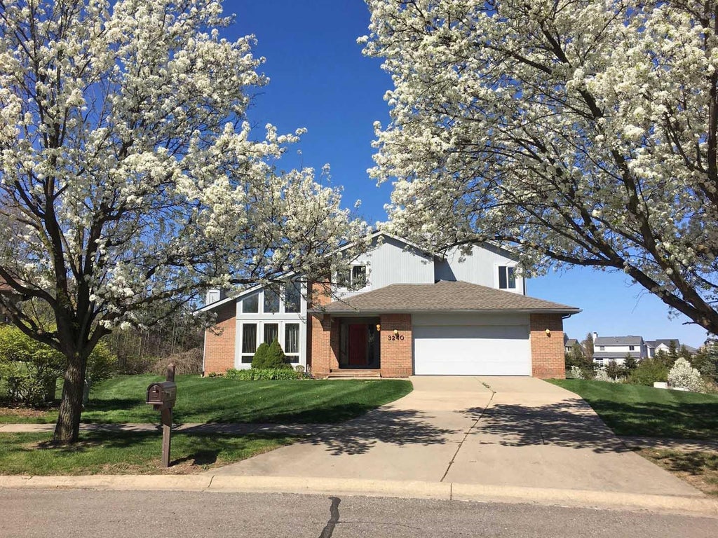 3240 Bellflower Court, Scio township