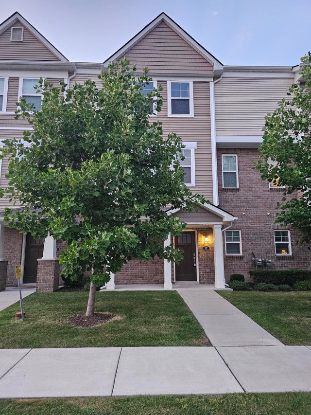 2500 Normandy Unit: 72, Royal Oak city
