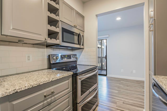 30078 W 12 Mile Road Building: 4.00 Unit: 104, Farmington Hills city