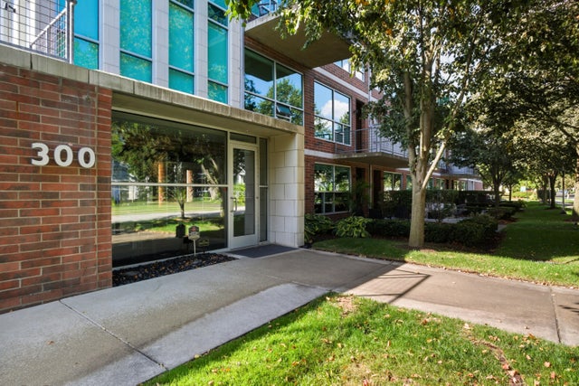 300 Hamilton Street Unit: 301, Plymouth city