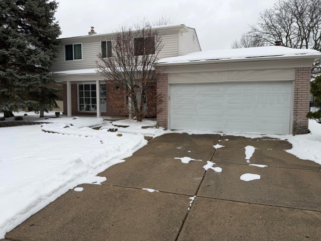 3550 Kings Point Drive, Troy city