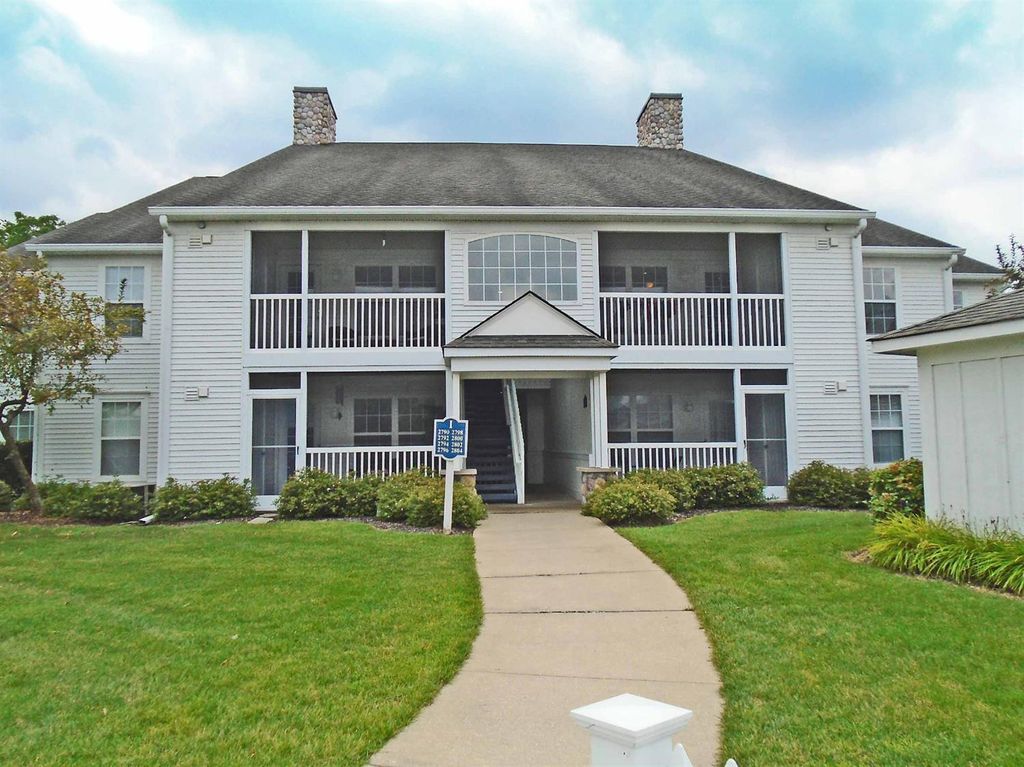2800 S Knightsbridge Circle, Ann Arbor