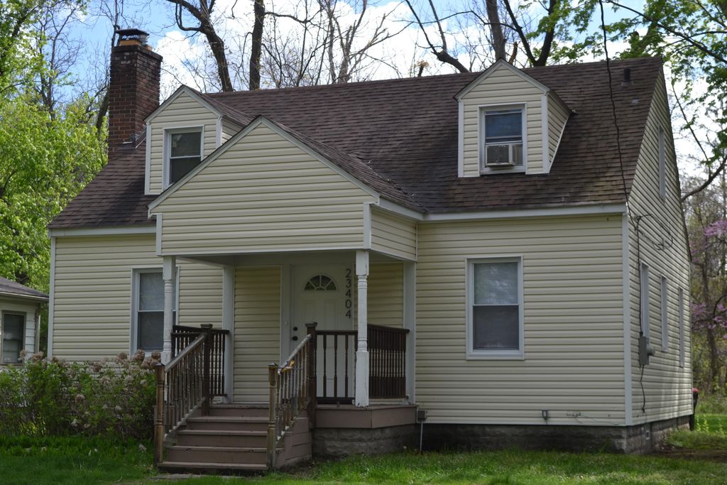 23404 Plum Hollow Street, Southfield city