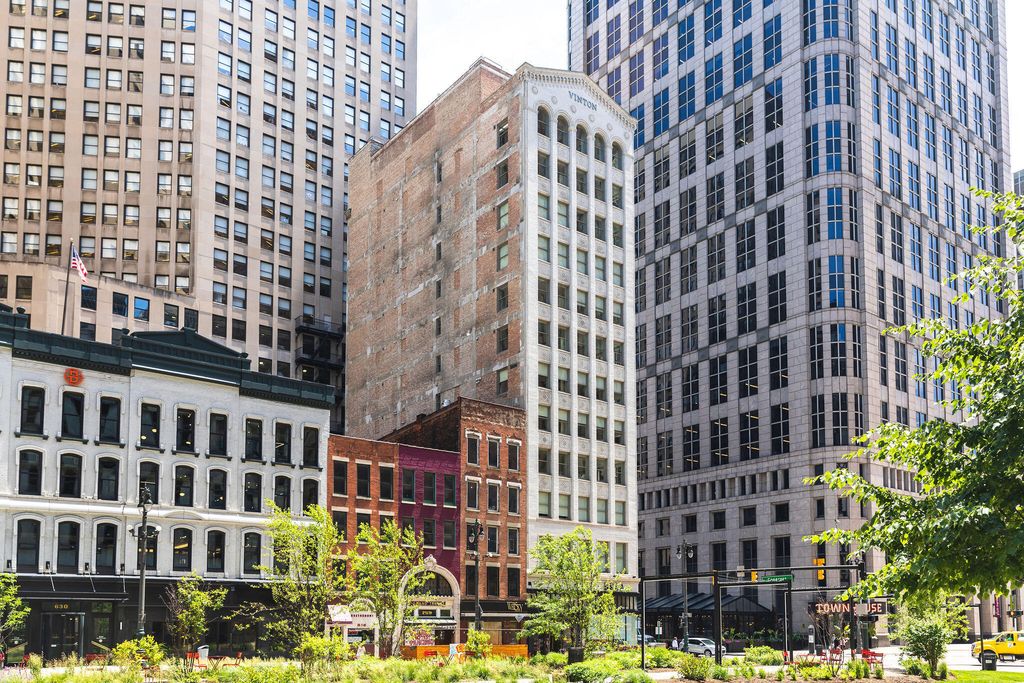 600 Woodward Avenue Unit: 4b, Detroit city