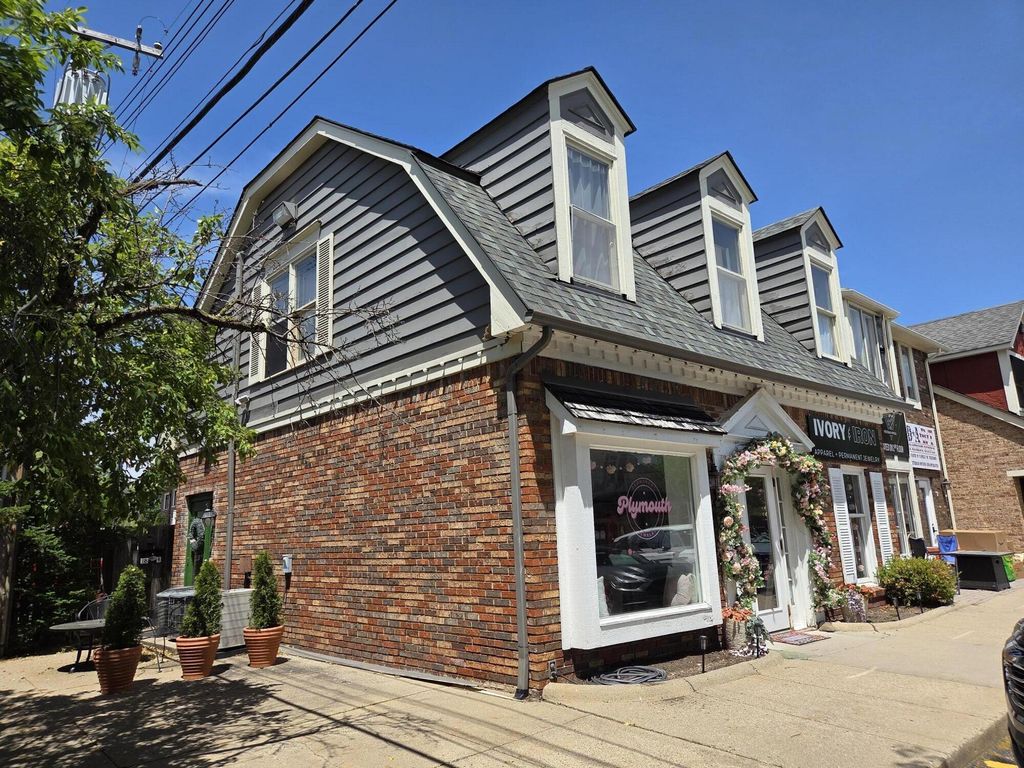 963 W Ann Arbor Trail Unit: 18b, Plymouth city