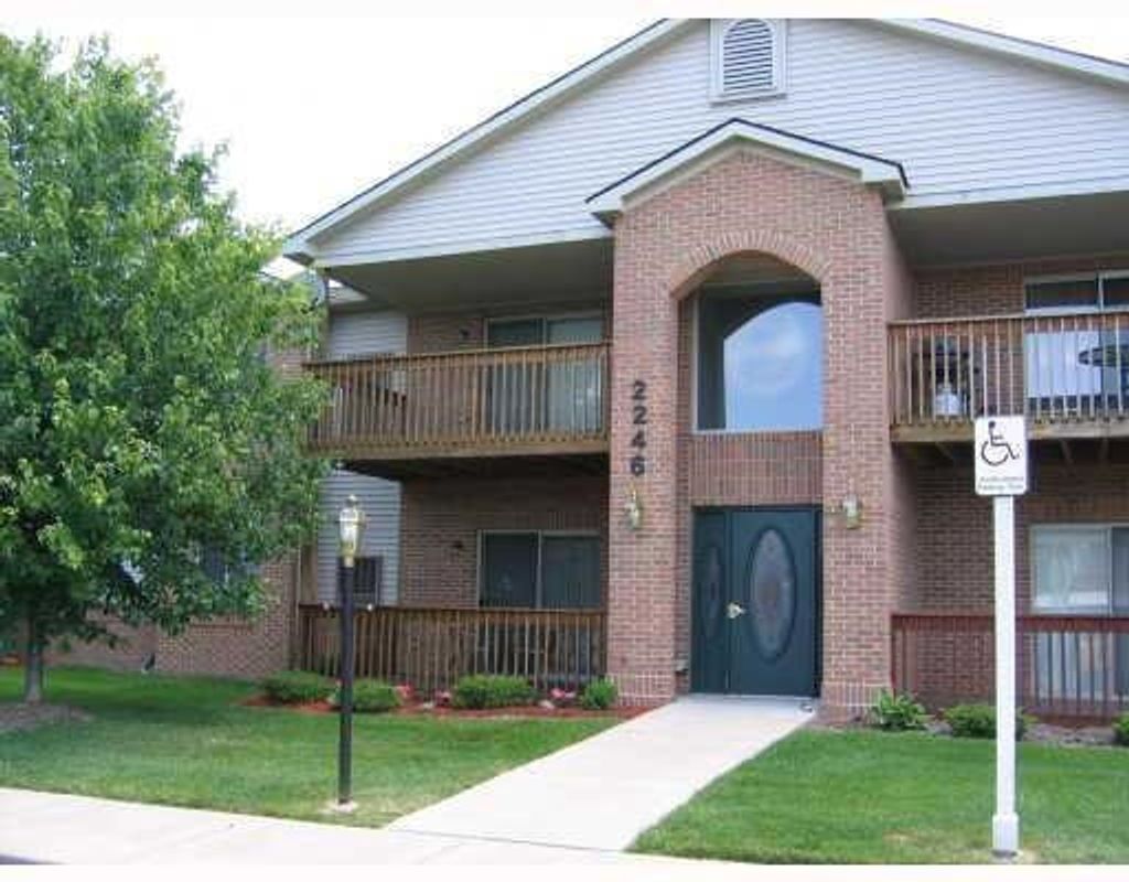 2246 Touchdown Court Unit: 2, Ypsilanti