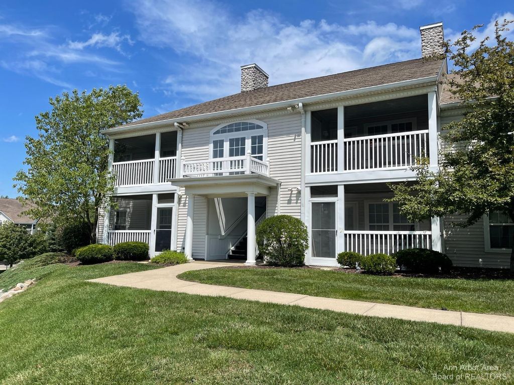 1085 Joyce Lane, Ann Arbor