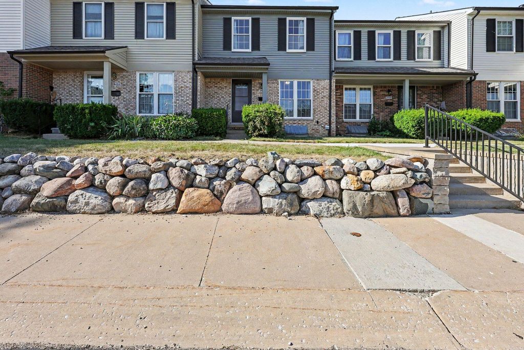 3422 Burbank Drive, Ann Arbor city