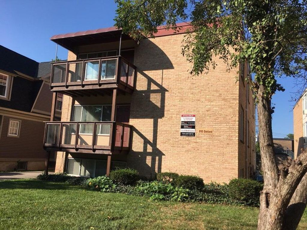 912 Oakland Avenue Unit: 4, Ann Arbor city