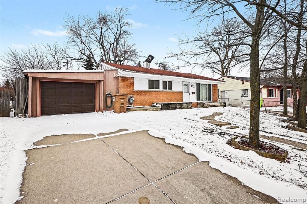 672 Linda Vista Drive, Pontiac city
