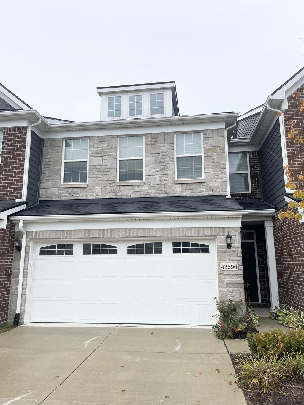 43590 Chancellor Lane, Novi