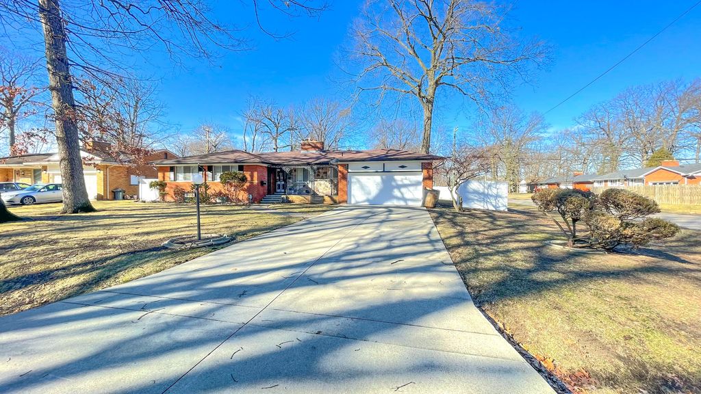 19016 Nadol Drive, Southfield city