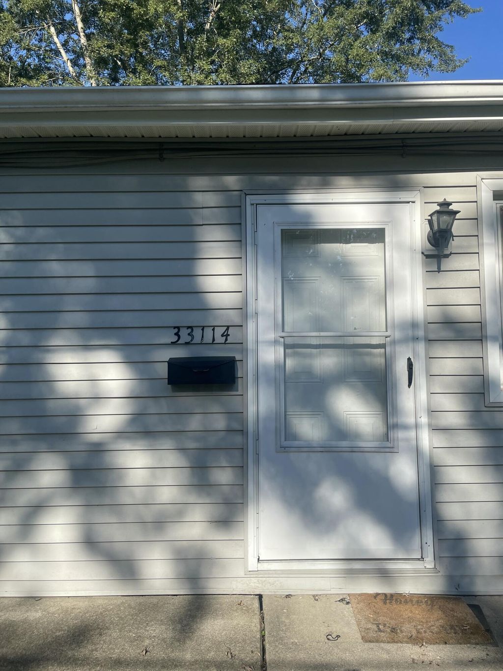 33114 Alaska Court, Westland city