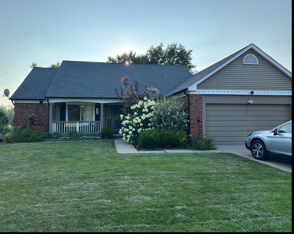 5017 Saffron Drive, Troy city