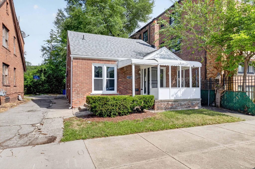 17136 Birchcrest Drive, Detroit city