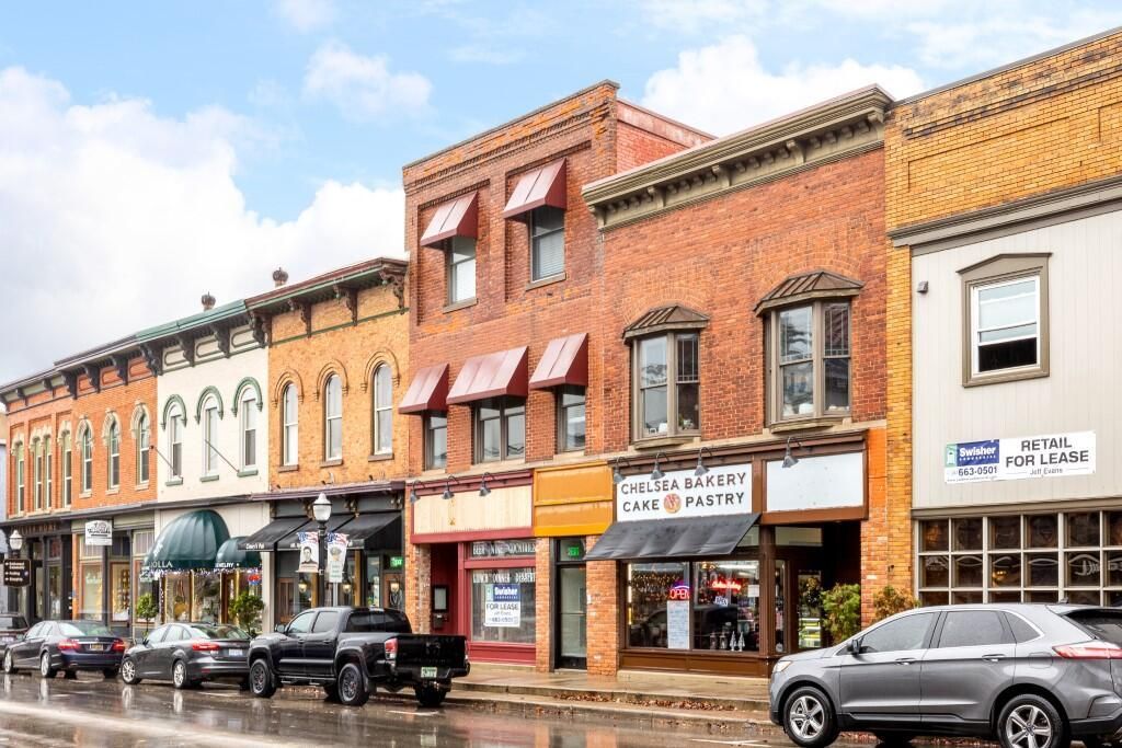 115 S Main Street Unit: 315 Modifier: 1/2, Chelsea