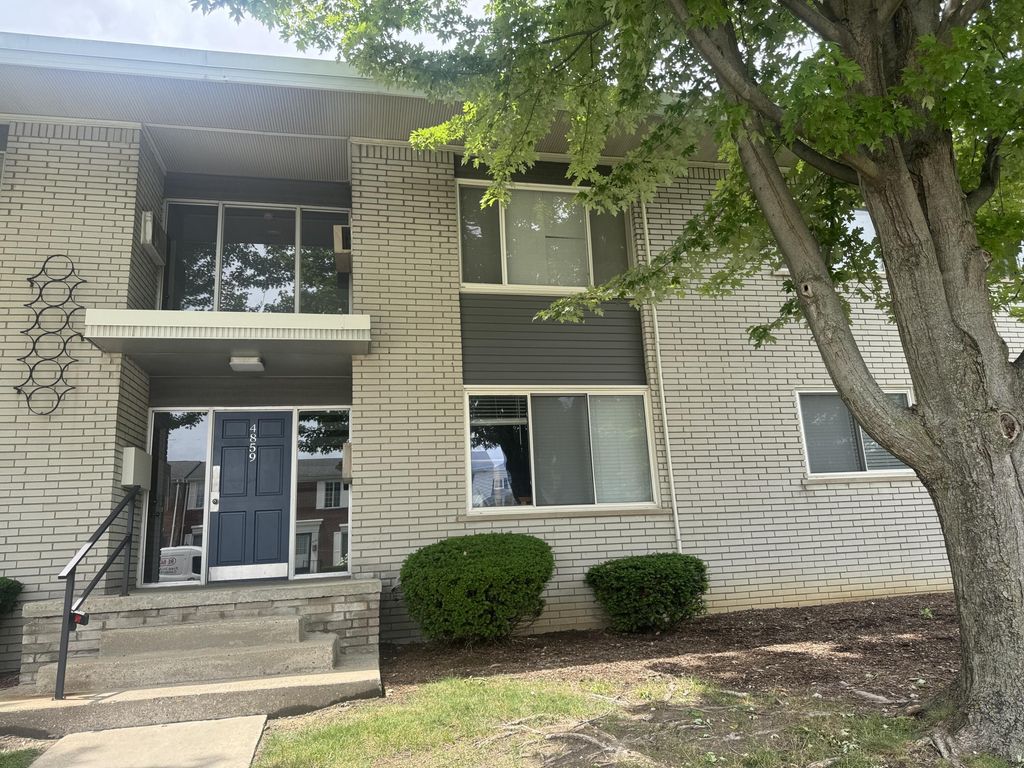 4859 Mansfield Avenue Unit: 8h, Royal Oak