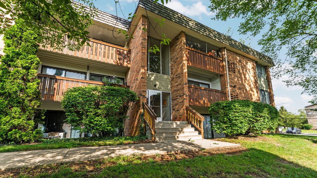 1225 S Maple Road Unit: 105, Ann Arbor