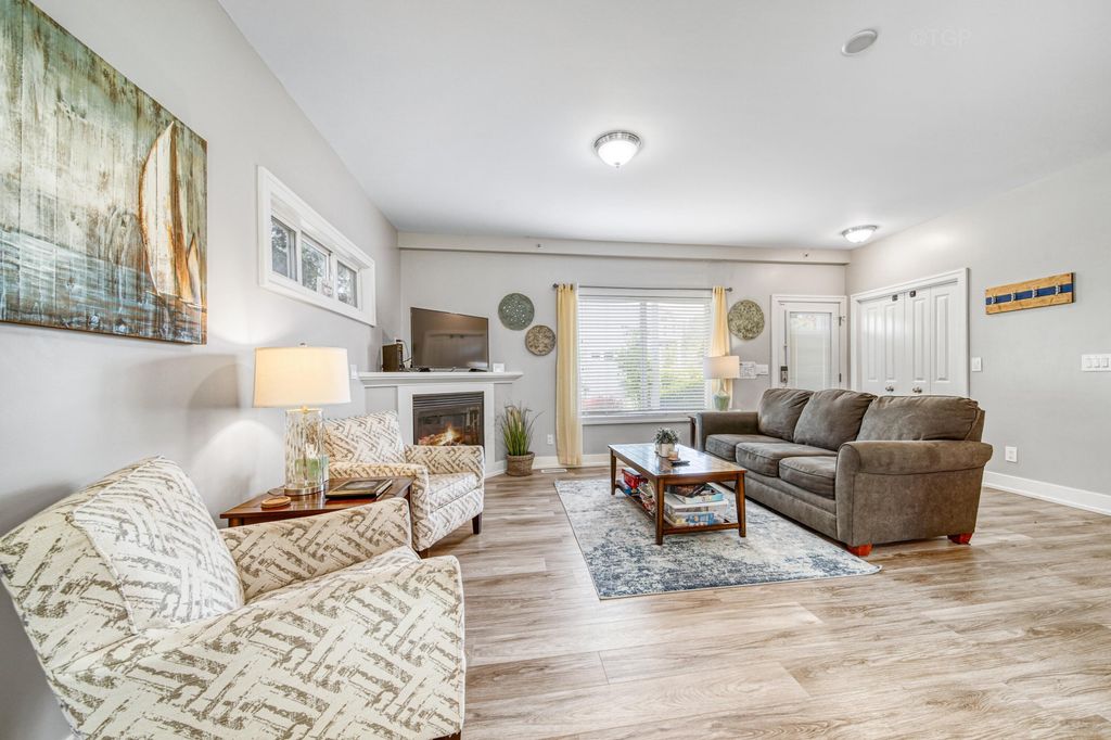 320 S Blue Star Highway Unit: 1, Douglas