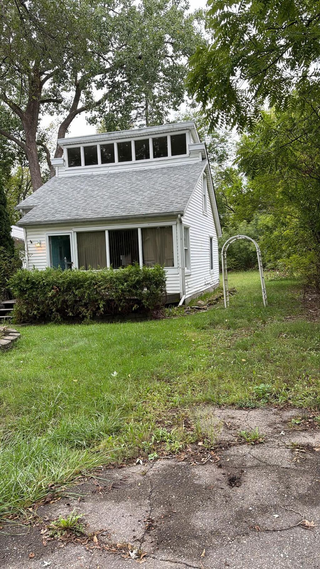 21517 Jacksonville Street, Farmington Hills