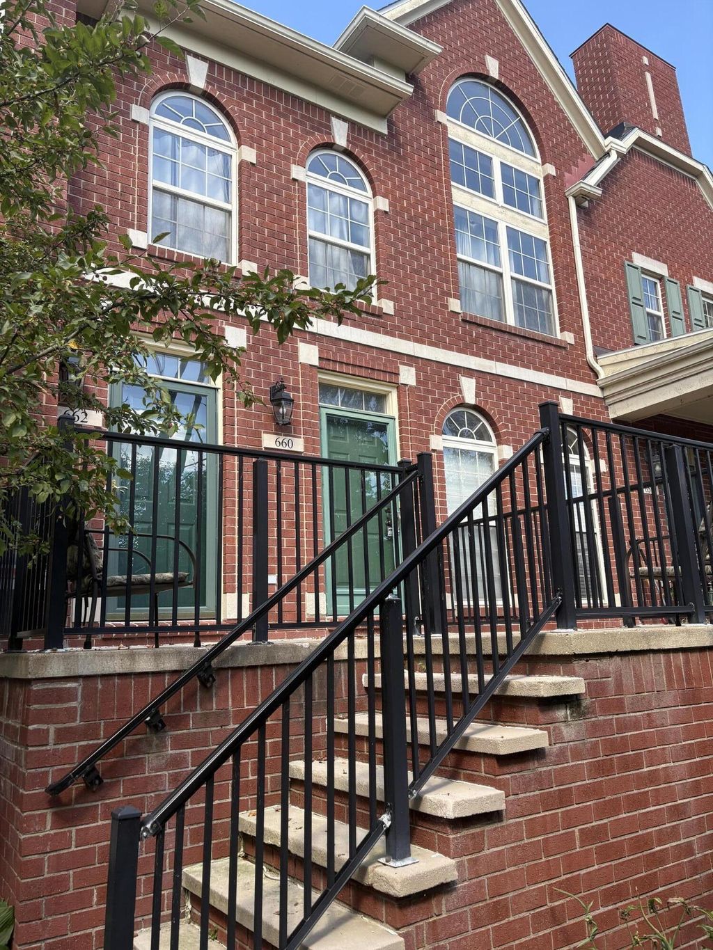 660 Village Lane, Milford
