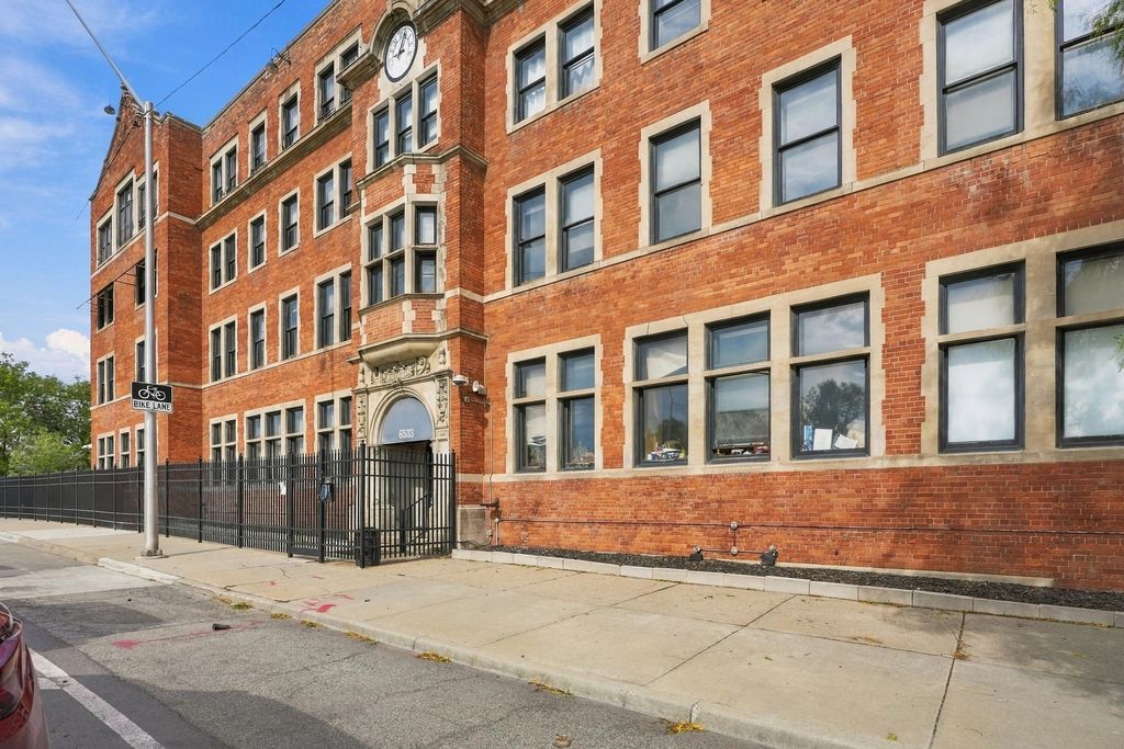 6533 E Jefferson Avenue Unit: 408w, Detroit