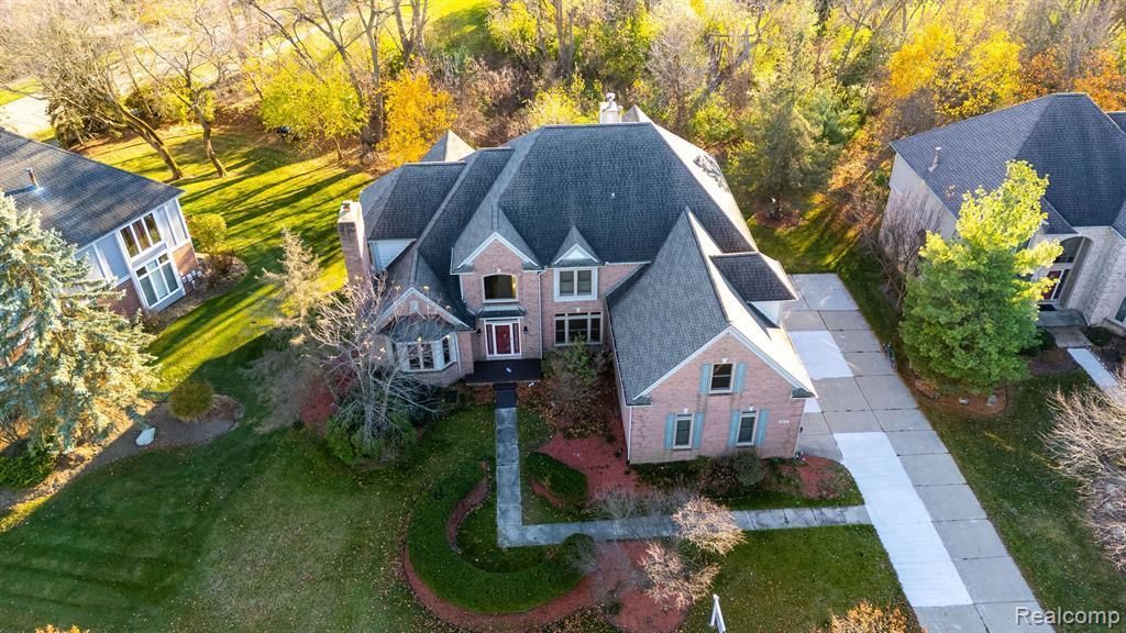 6573 Poppleton Road, Canton