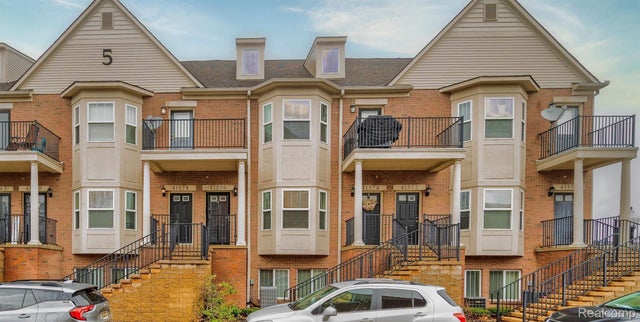 41572 Hamlet Ln, Novi city