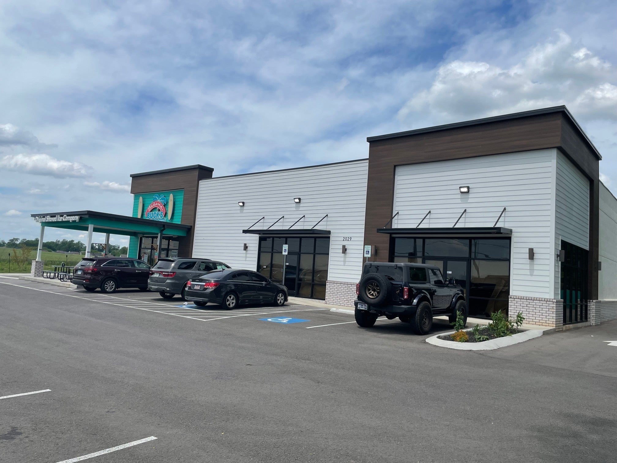 Photo of Listing #2673696