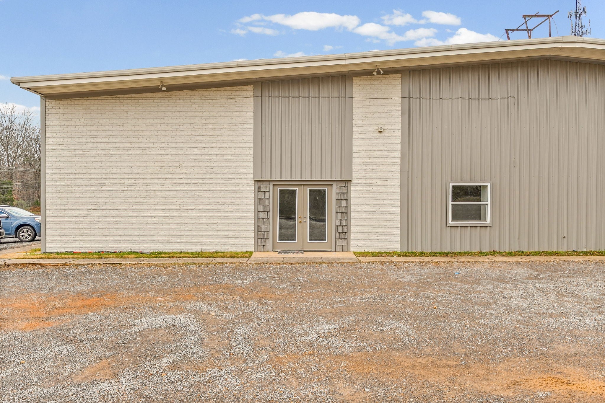 Photo of Listing #2897552