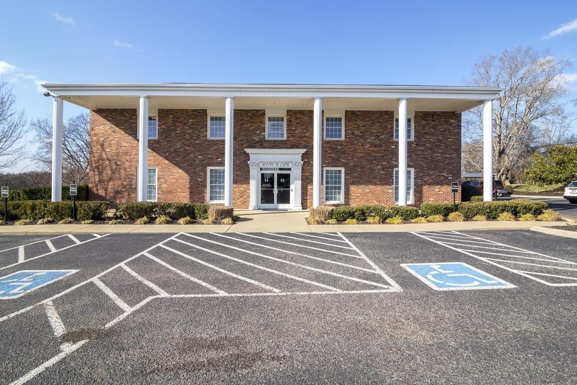 Photo of Listing #3003755