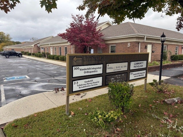 1805 N Jackson St, Tullahoma