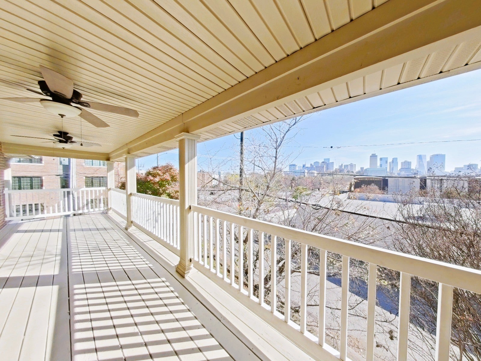 Photo of Listing #3038489