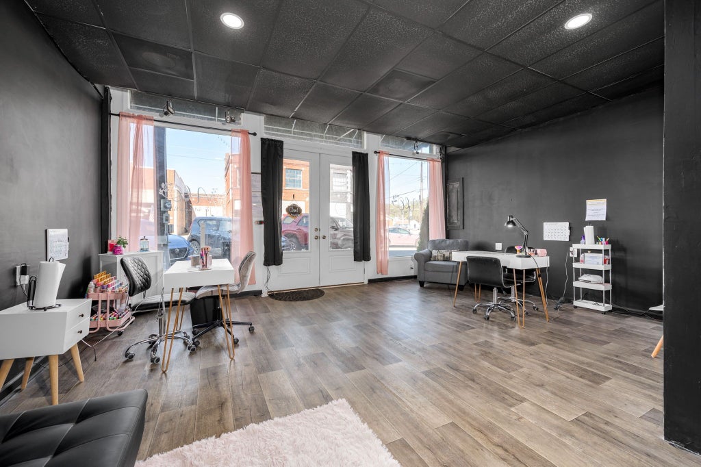 229 N 1st St, Pulaski