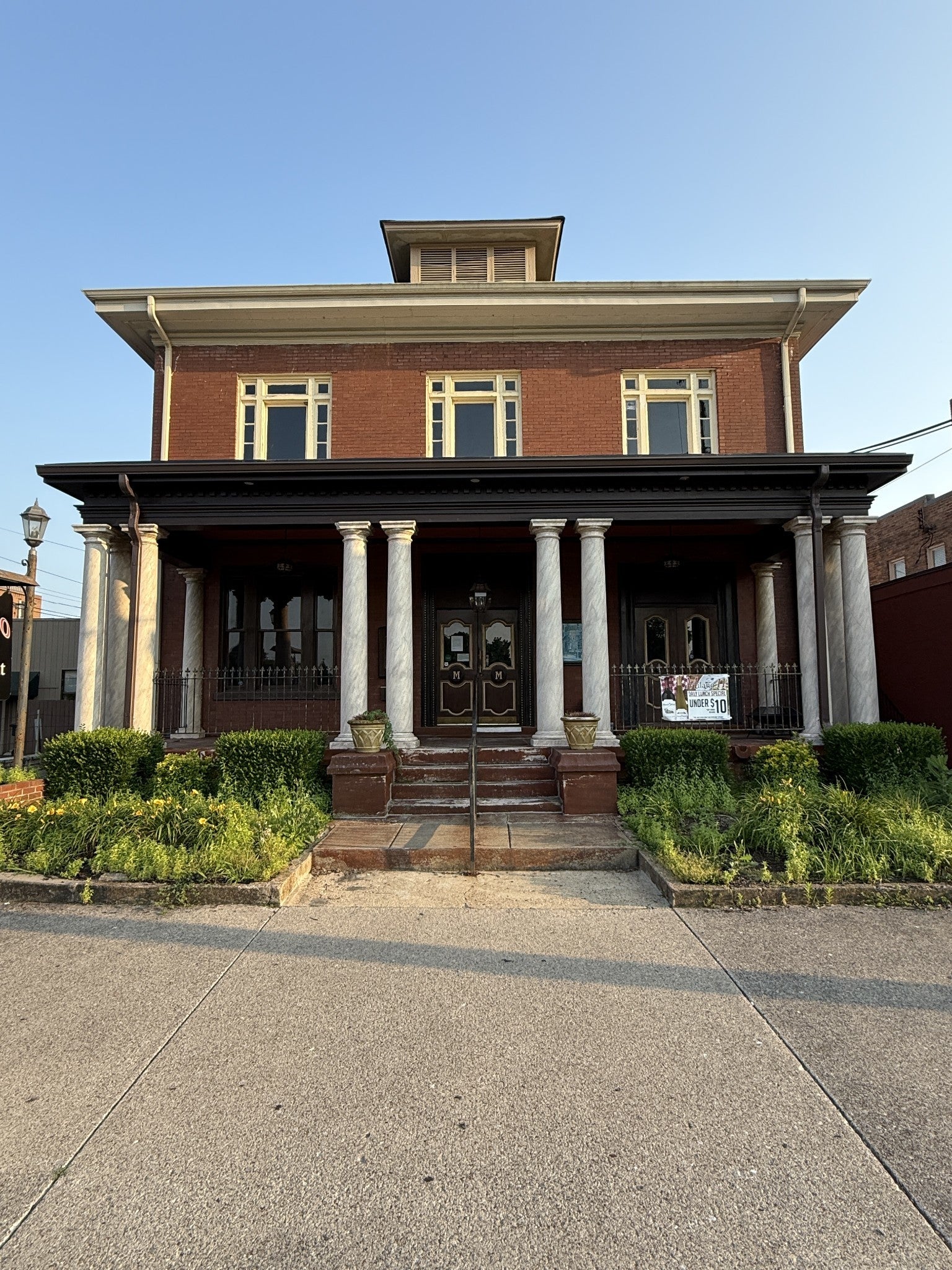 Photo of Listing #3047119