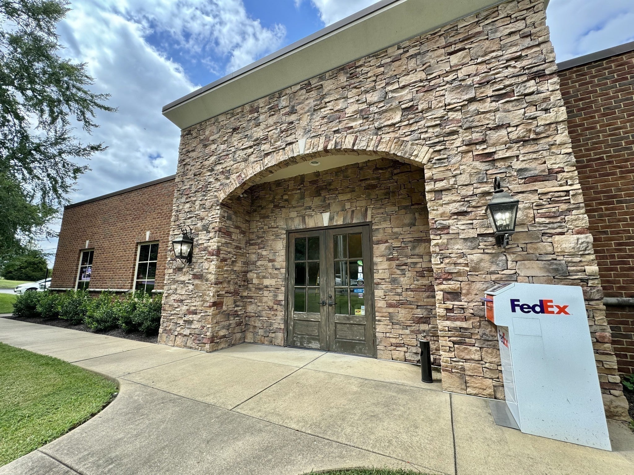 Photo of Listing #3047247