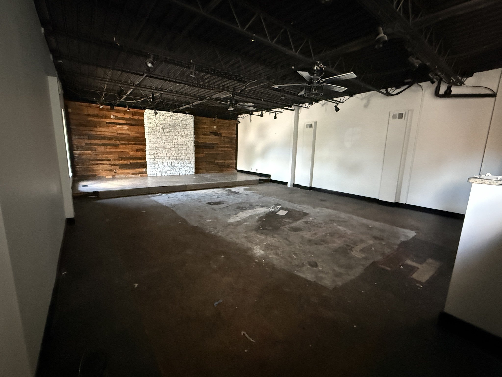 Photo of Listing #3061740