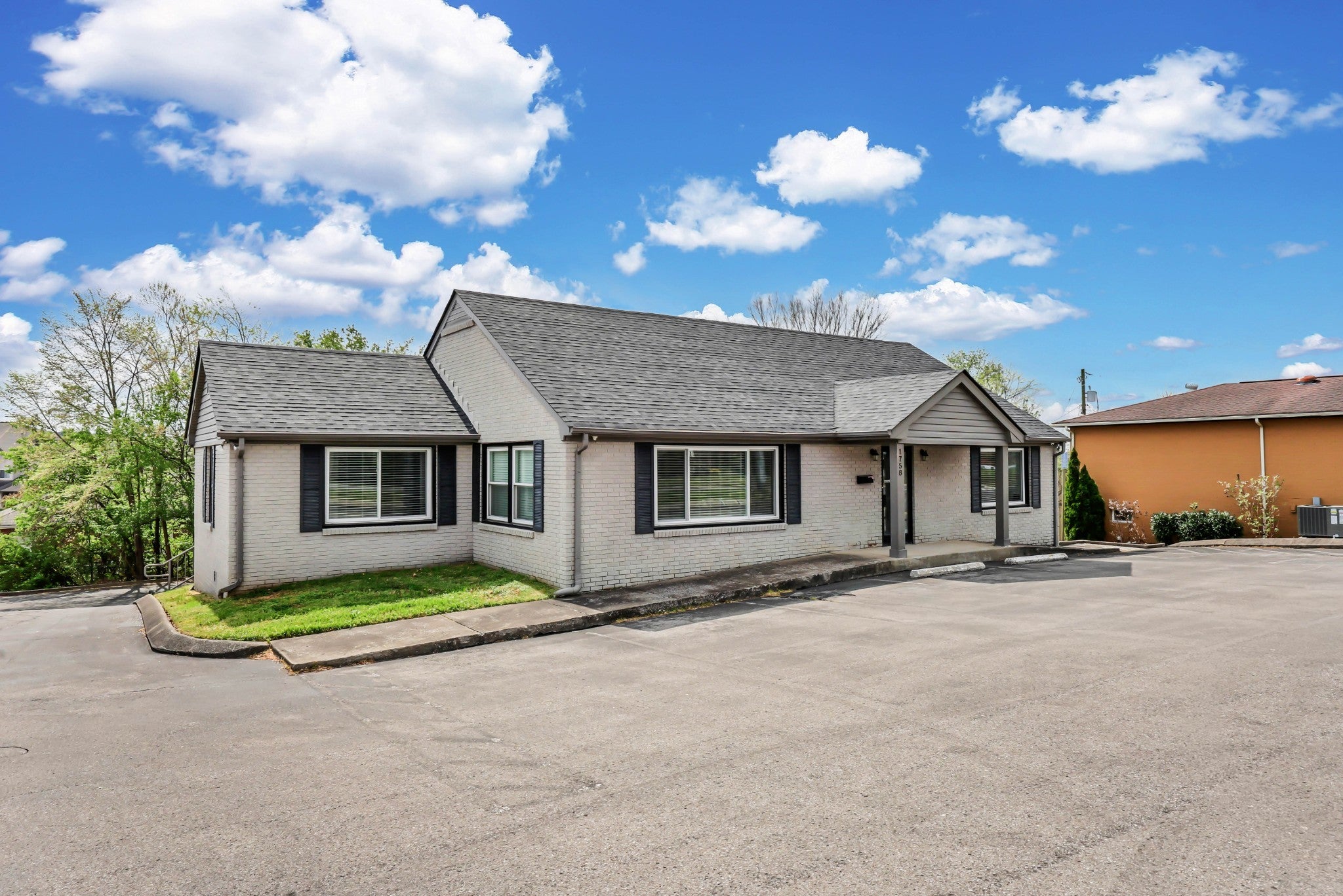 Photo of Listing #3167252