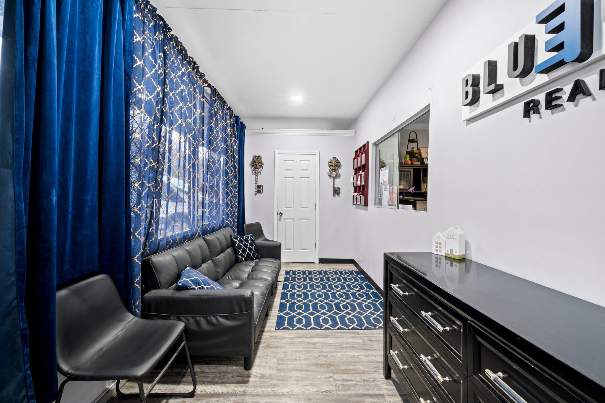 Photo of Listing #3170399